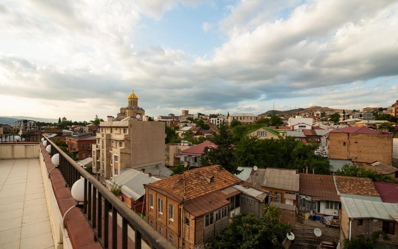 Vismaya Oriental Тбілісі Екстер'єр фото